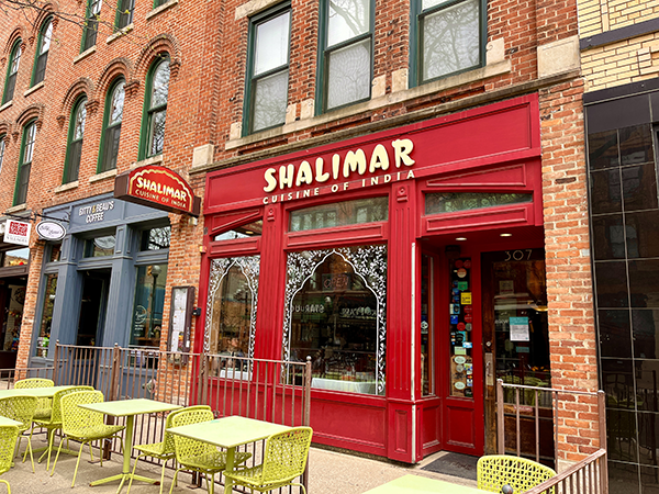 Is Ann Arbor worth visiting? An Indian restaurant called Shalimar off Main St in downtown Ann Arbor, MI, USA.